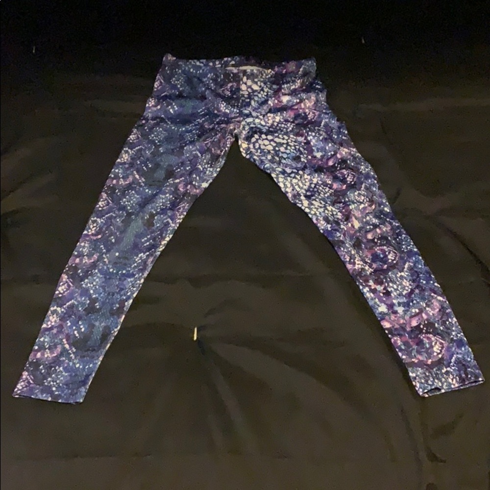 Athletic pants